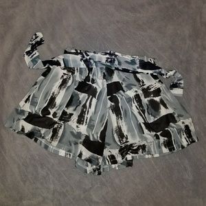 Flowy patterned shorts